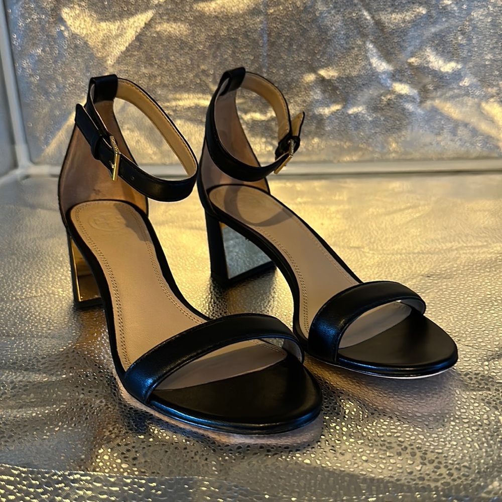 Tory Burch Woman shoe